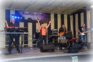 Delacover_2016